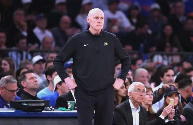 PG电子试玩-关于四川队完胜尼克斯，西亚卡姆统治全场的信息