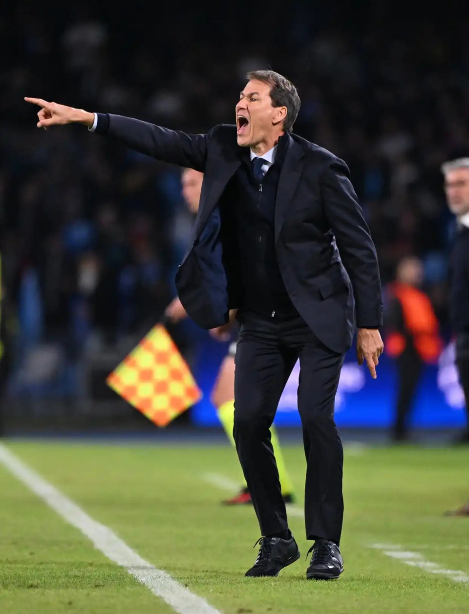 比利时队主帅寻找对抗方式破解对手的简单介绍