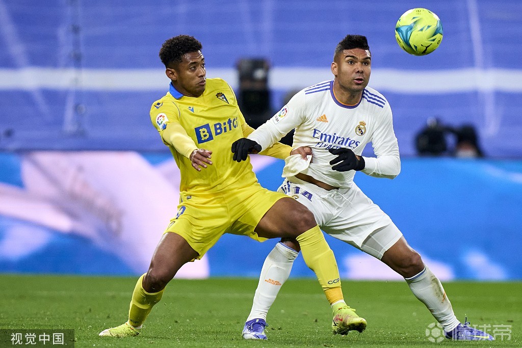 佛罗伦萨后卫因累积黄牌停赛一场的简单介绍