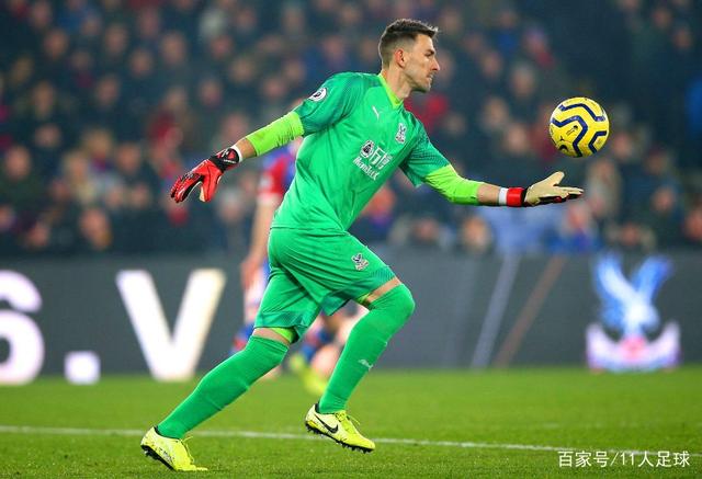 瓦伦西亚惊险获胜，豪取三分