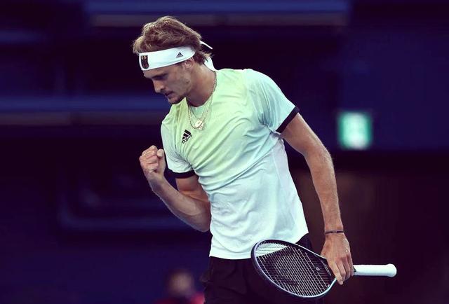 欧洲网球队鏖战日本网球队，兹维列夫高光表现的简单介绍