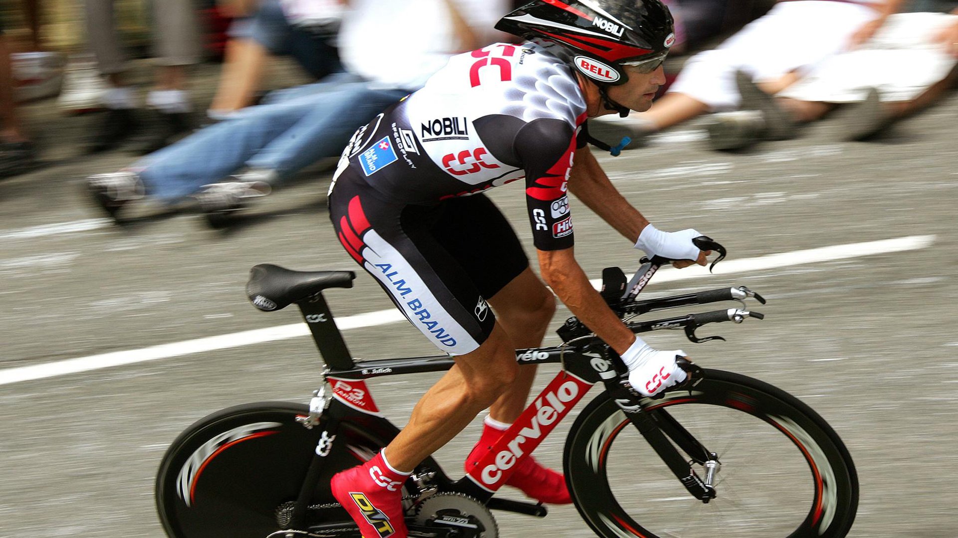 太阳提前终结悬念，布克持续制造杀伤，凤凰城的新曙光