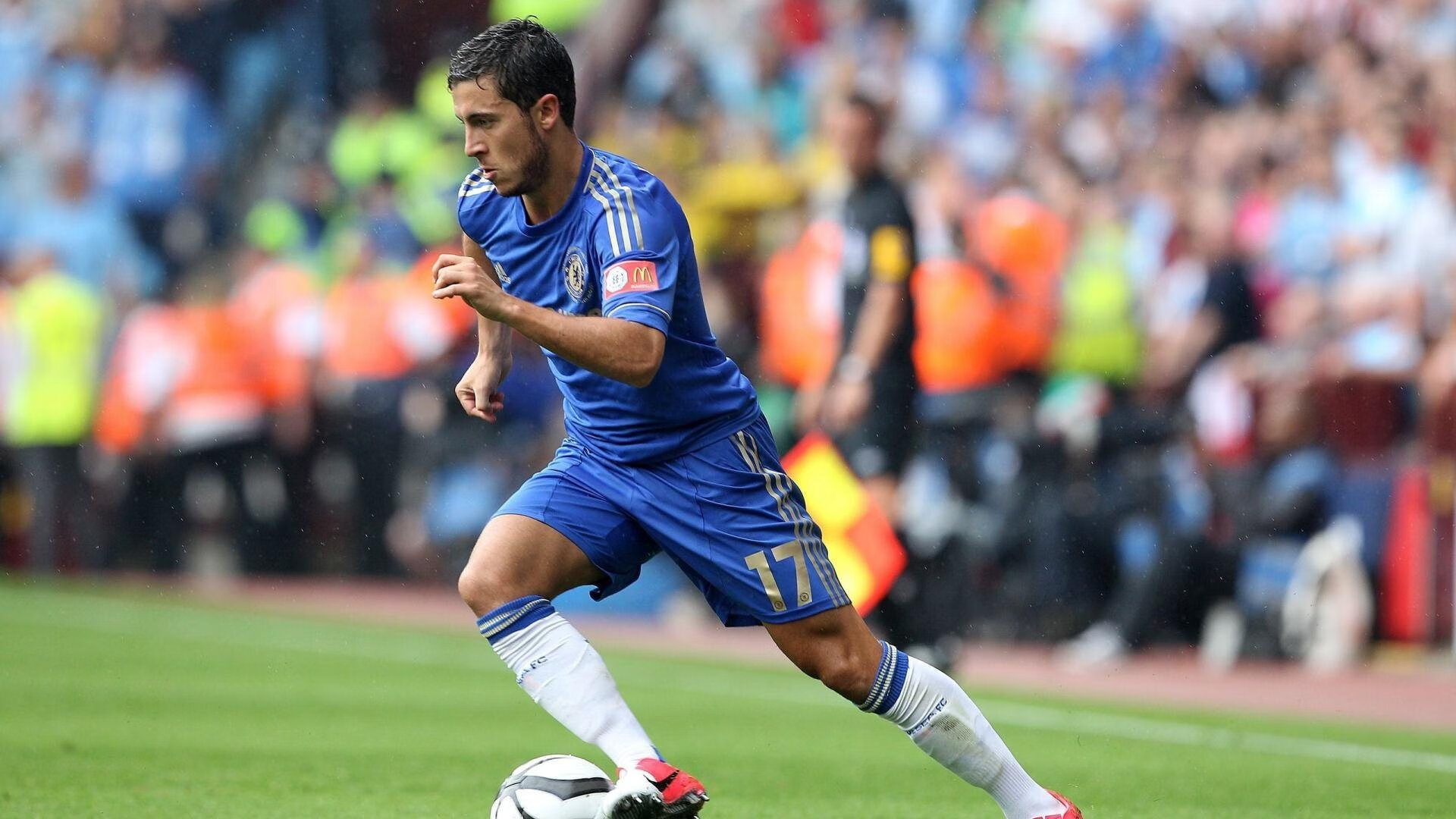 赛道与球场，莱比锡红牛单节发力，F1街道赛焦点战启示录